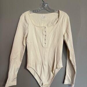 OQQ Cream Long Sleeve Bodysuit
